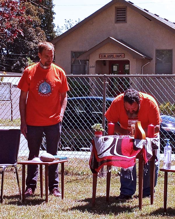 Alastair Hunting (left) and Cary Davis (right).